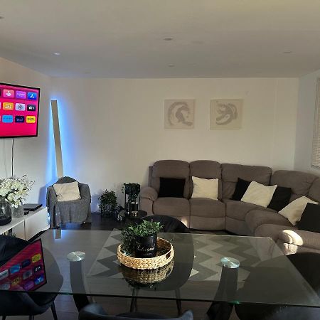 Location De Chambre Privee Dans Residence Securisee Privee,Parking Gratuit , 1 Minute Du Tramway, A 9 Minute Du Centre Ville, Accessible A Plusieurs Transports Nice Exterior foto